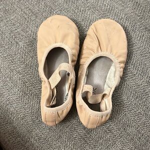 Toddler girl ballet shoes